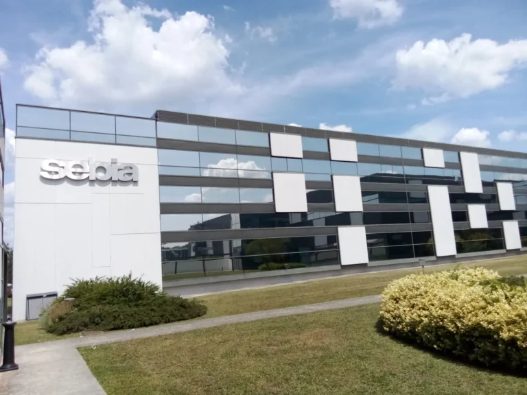 SEBIA: Grand chantier film solaire anti-chaleur